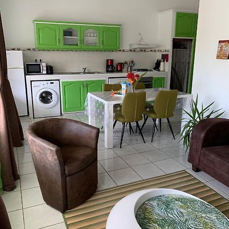 Apartamento Les Pommes Lianes Deshaies Exterior foto